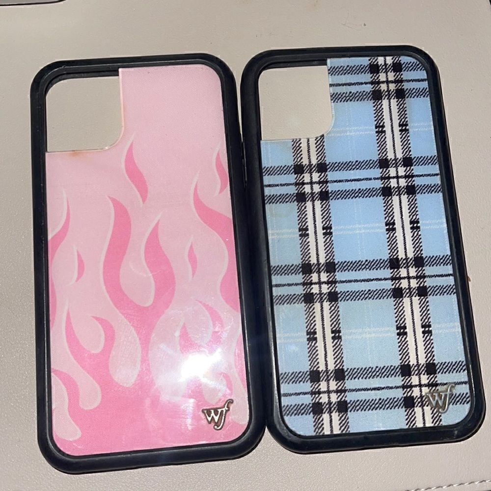 2 wildflower cases for iPhone 11